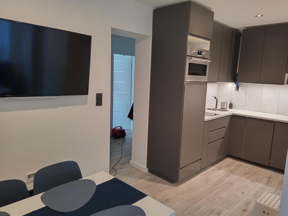 Apartament Na Zakrecie ชกลาร์สกา ปอเรมบา ภายนอก รูปภาพ